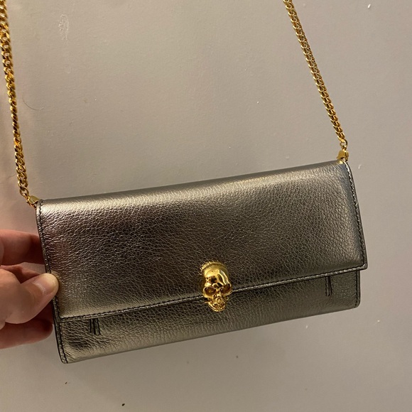 Alexander Mcqueen Wallet Metallic Grain Gunmetal Handbag With Skull - Rare - Picture 8 of 11